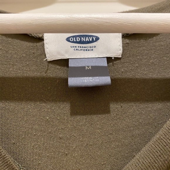 Old Navy tank top - Picture 3 of 3
